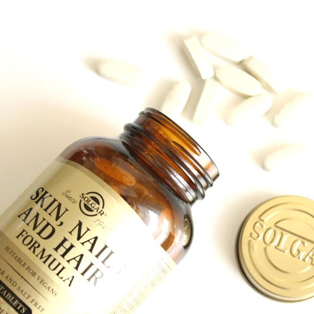 Skin Nails Hair Solgar.jpg